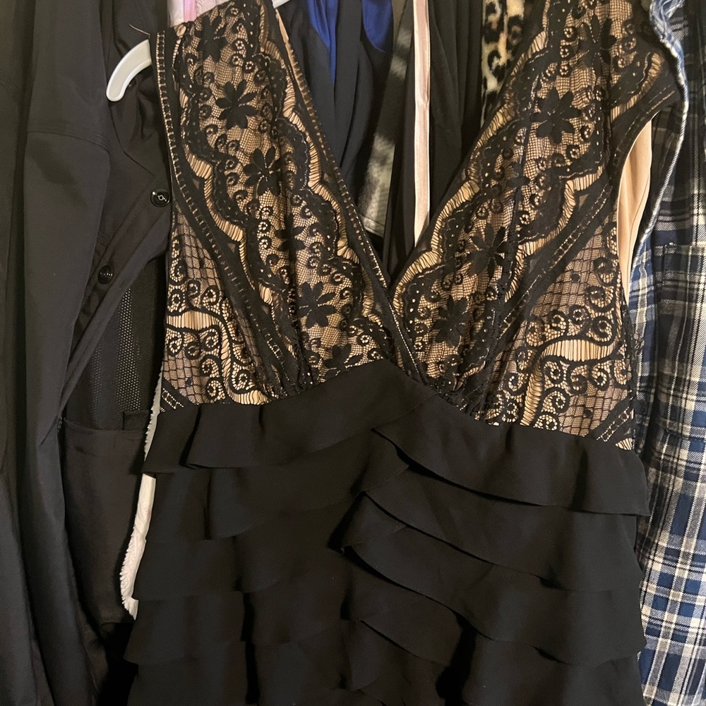 Adrinna Papell Dress size 12 in good used condition